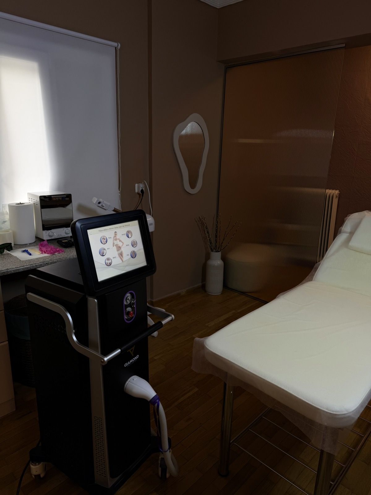 Ο χώρος της θεραπείας με Diamond Laser